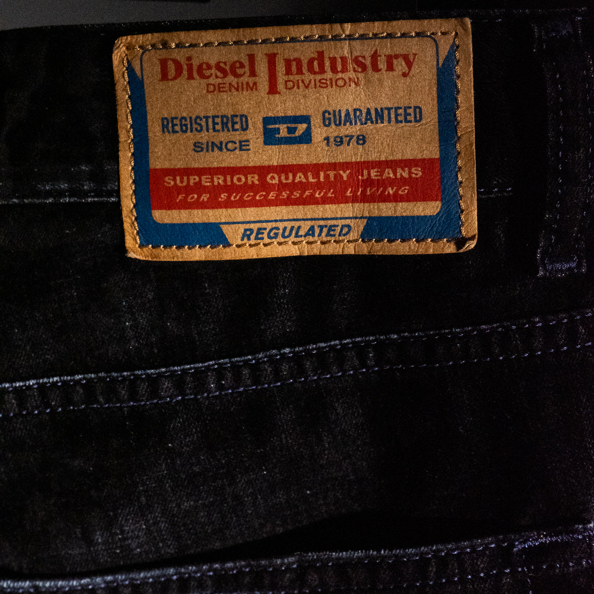 D-Sire velvet effect jeans