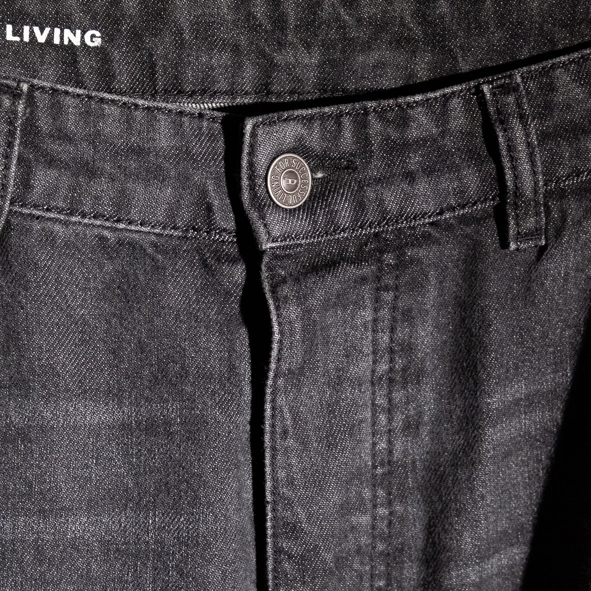 Relaxed cargo jeans